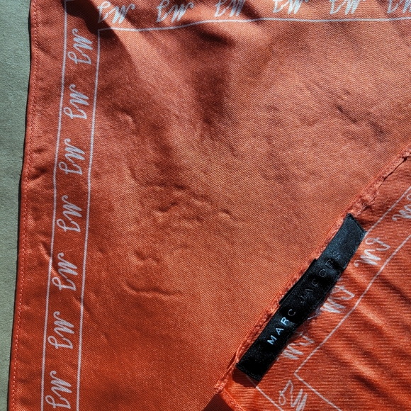 Marc Jacobs scarf - Picture 4 of 9